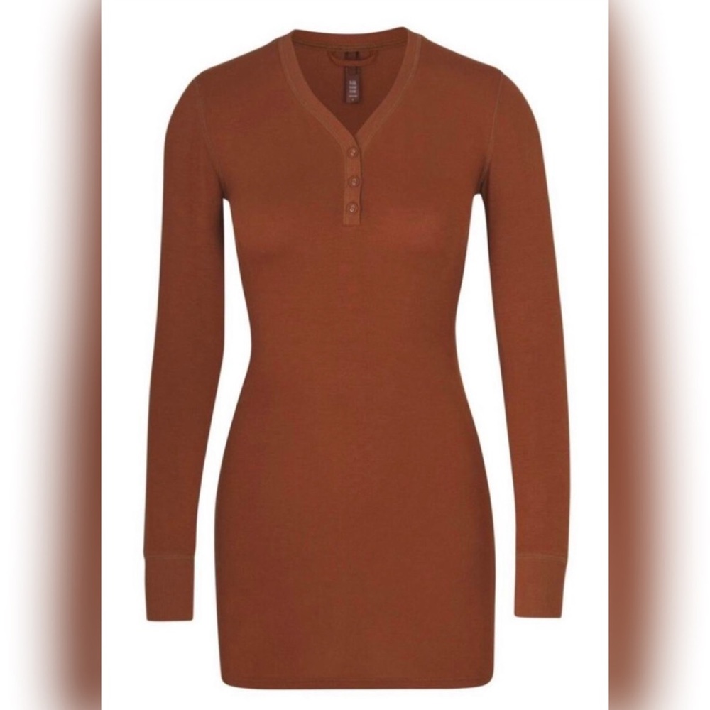 🚨 SOLD🚨 SKIMS Henley Sleep Dress